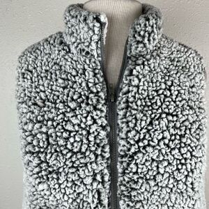 Thread & Supply Teddy Vest Size S EUC